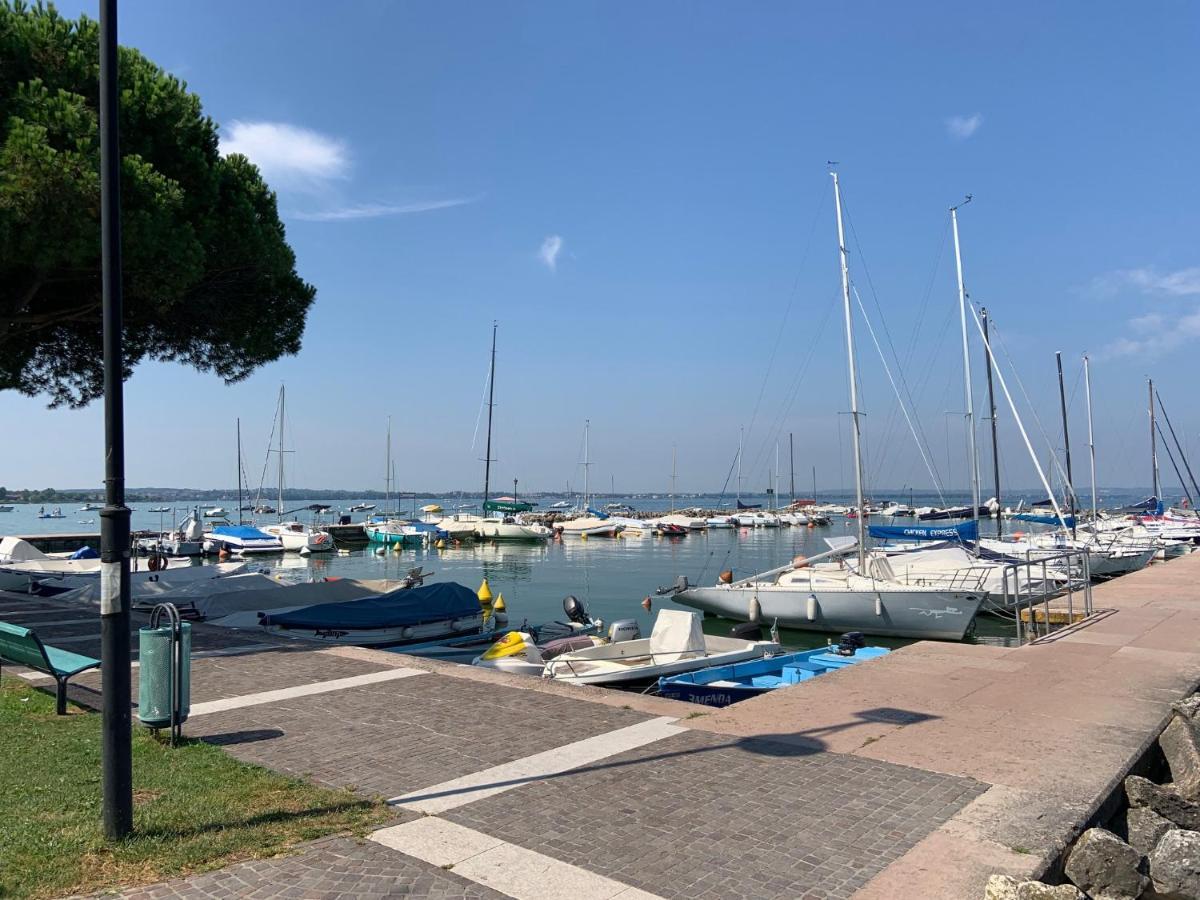 Valeriana Vacanze Pacengo Di Lazise Exterior photo